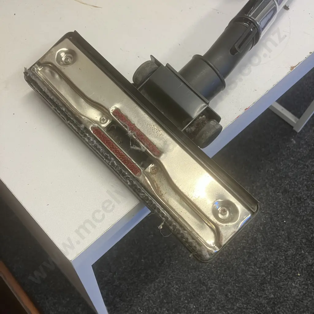 Anko Vacuum Cleaner Image 1++