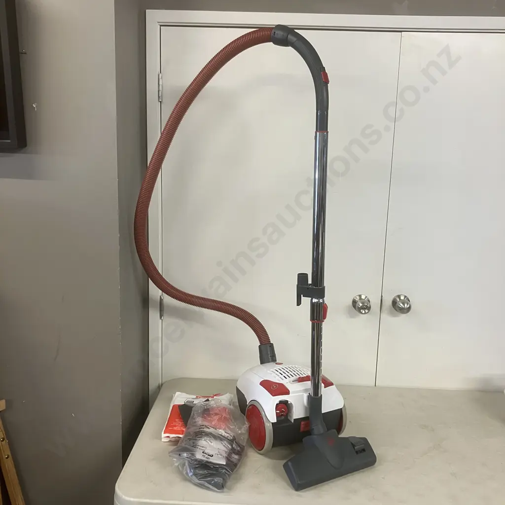 Hoover Performance 3000 Vacuum Cleaner Image 1++