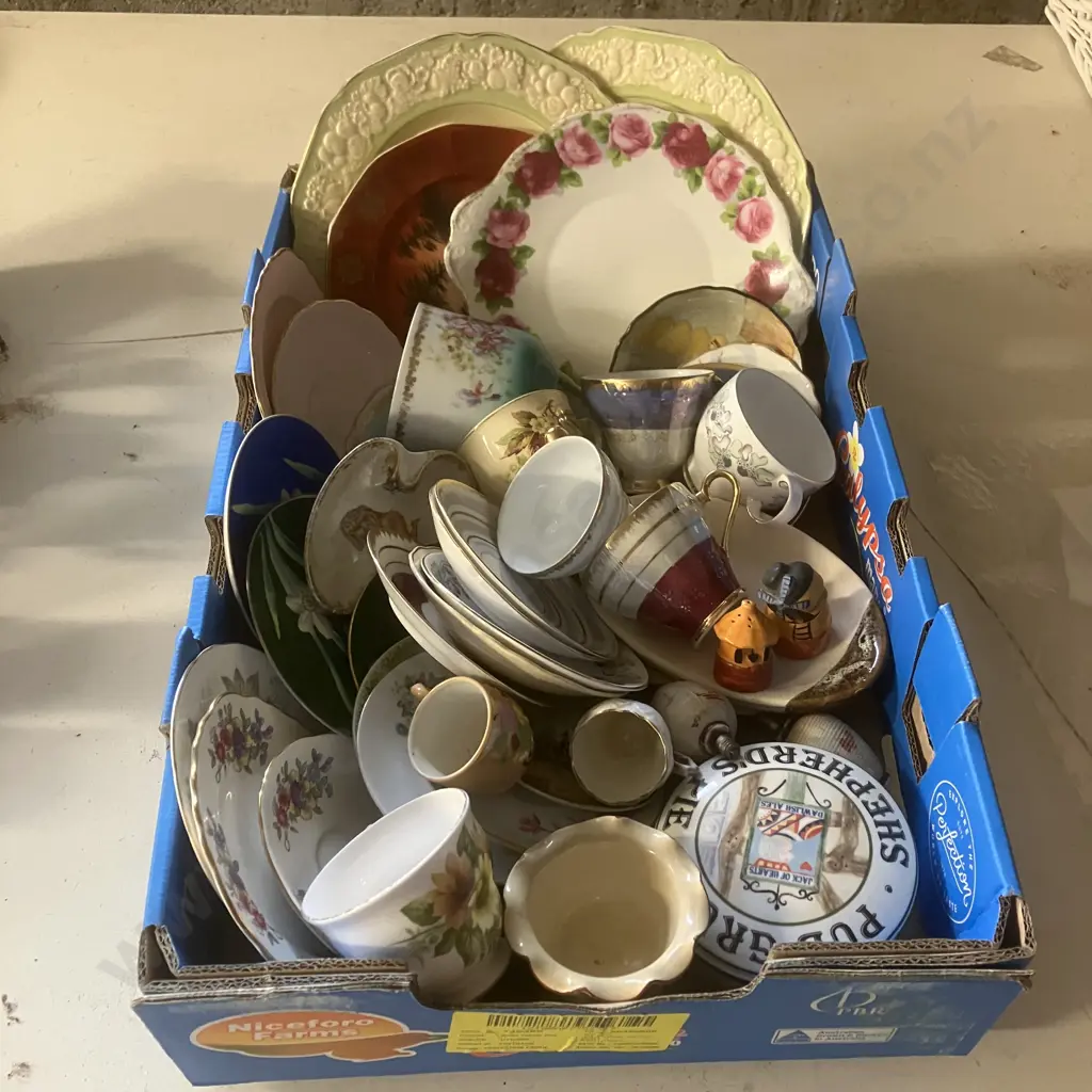 Box lot Assorted China, Teacup Duos, Royal Albert Cake Plate Etc Image 1++