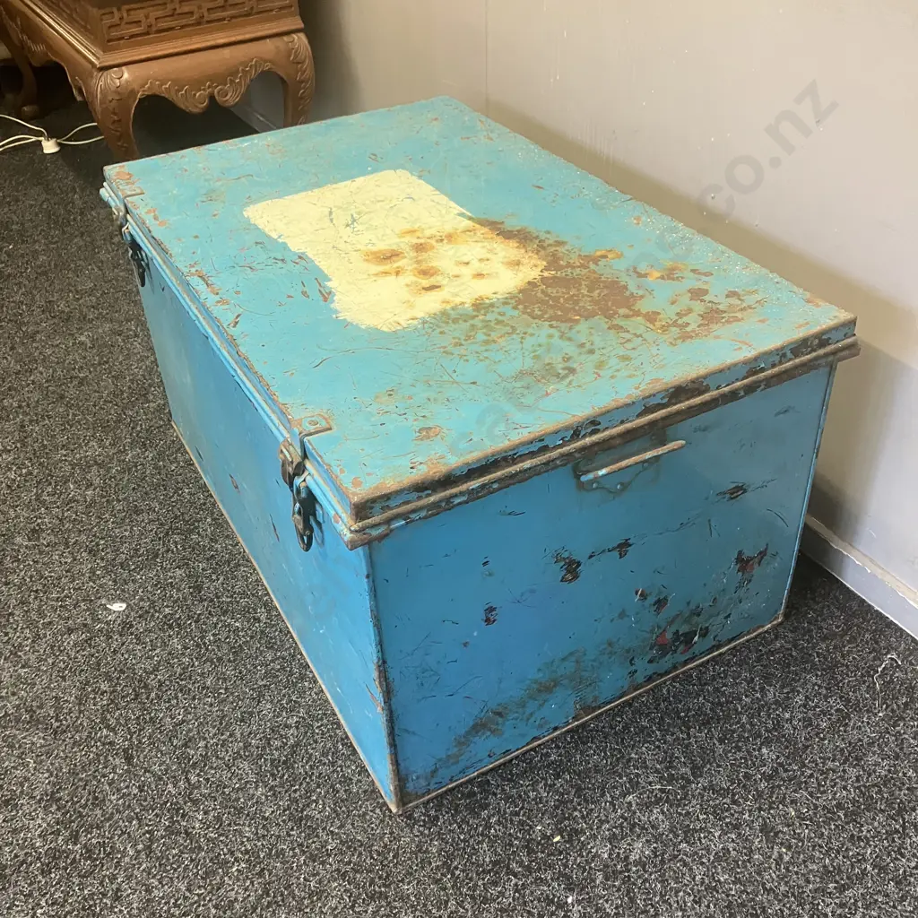 Vintage UANDI Uniform Case - 'Airtight Antproof' Best English Steel. H45 W91 D60cm Image 1++