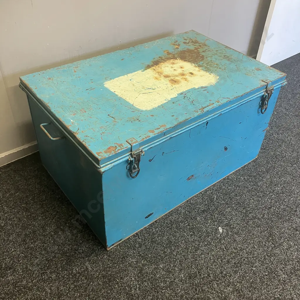 Vintage UANDI Uniform Case - 'Airtight Antproof' Best English Steel. H45 W91 D60cm Image 1++