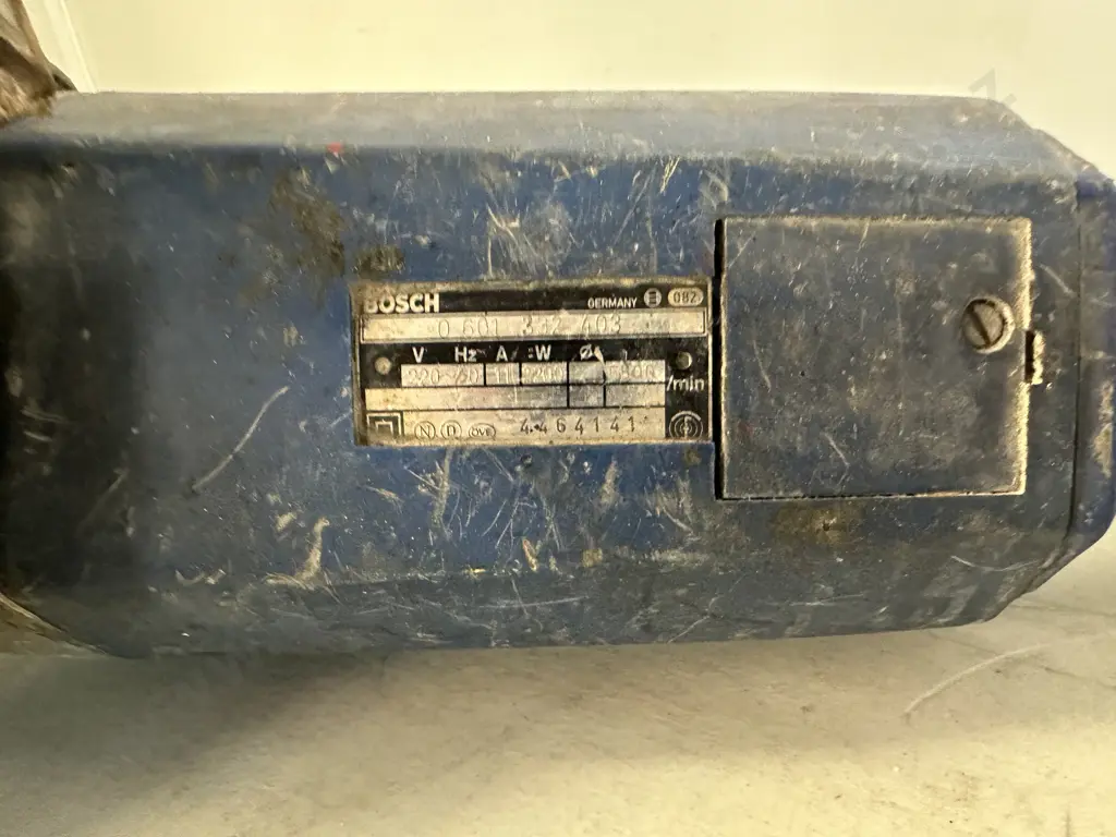 Bosch Grinder Image 1++