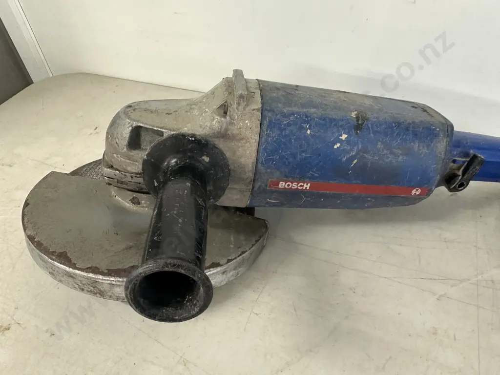 Bosch Grinder Image 1++