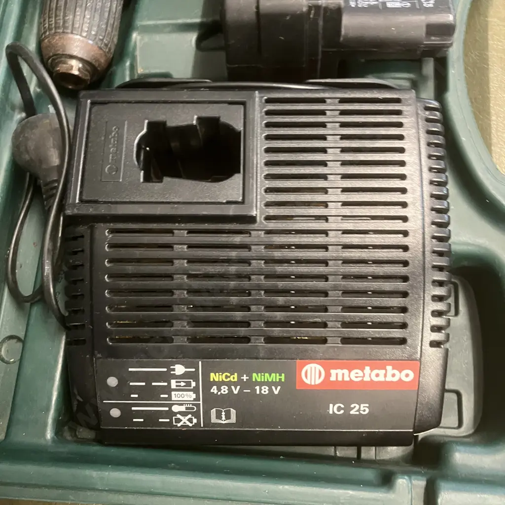 Metabo 18V Drill, 2 x 2.4Ah Batteries & Charger In Case - Germany Image 1++