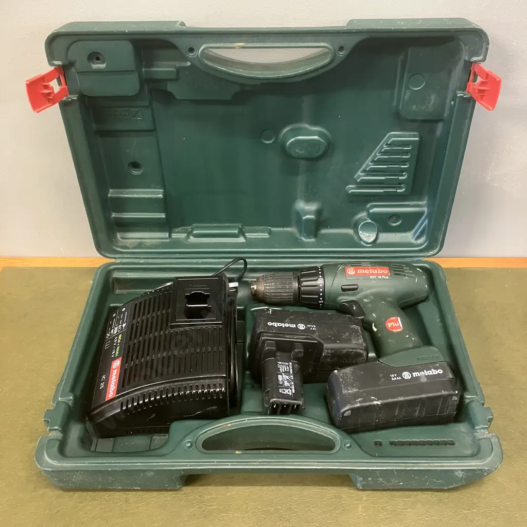 Metabo 18V Drill, 2 x 2.4Ah Batteries & Charger In Case - Germany Image 1++