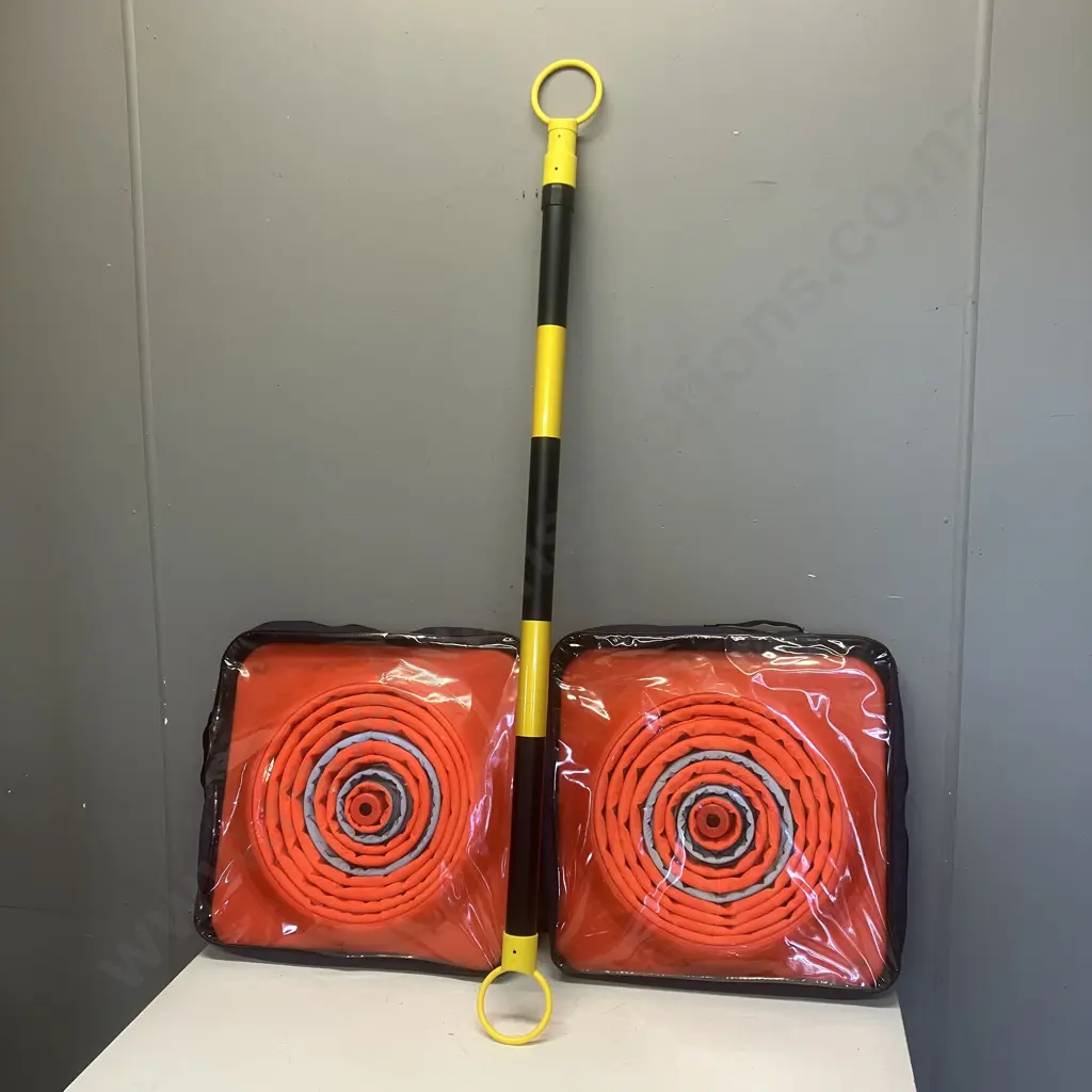 Pair of Portable Cones With Extendable Barrier Bar Image 1++