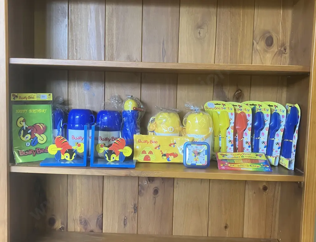 Buzzy Bee Bookends, Drink Bottles, Cutlery Sets Etc Image 1++
