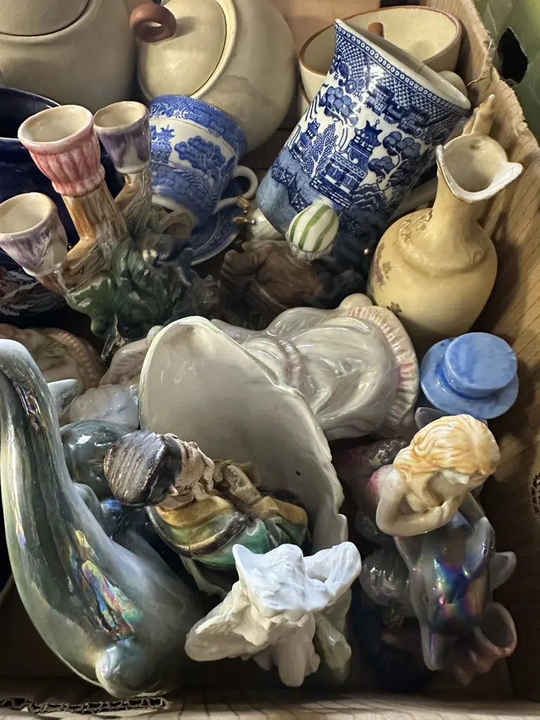 Box Lot Vintage China Items Including Platters Image 1++