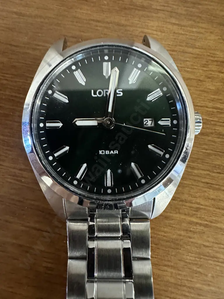 Lorus Mens Watch Silver Colour Strap (As Found) Image 1++