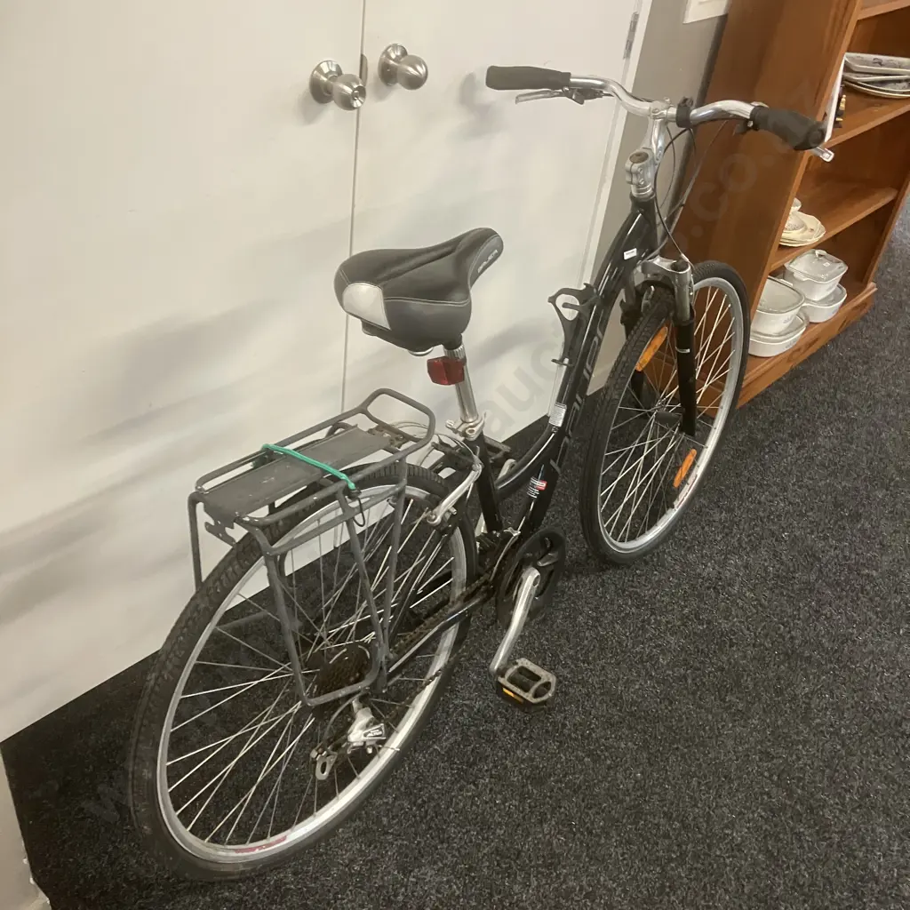 Bauer Comfort Black Bicycle Image 1++