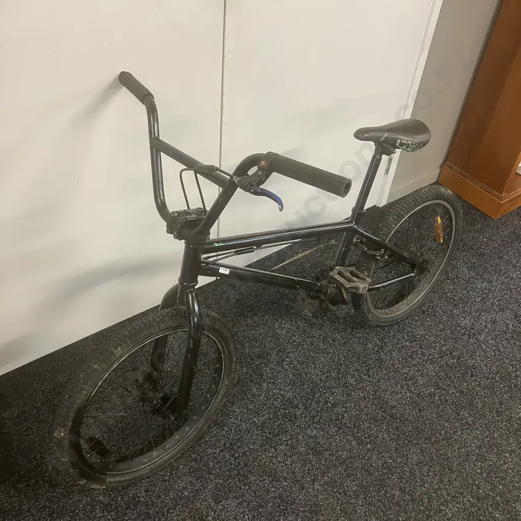 Black BMX Image 1++