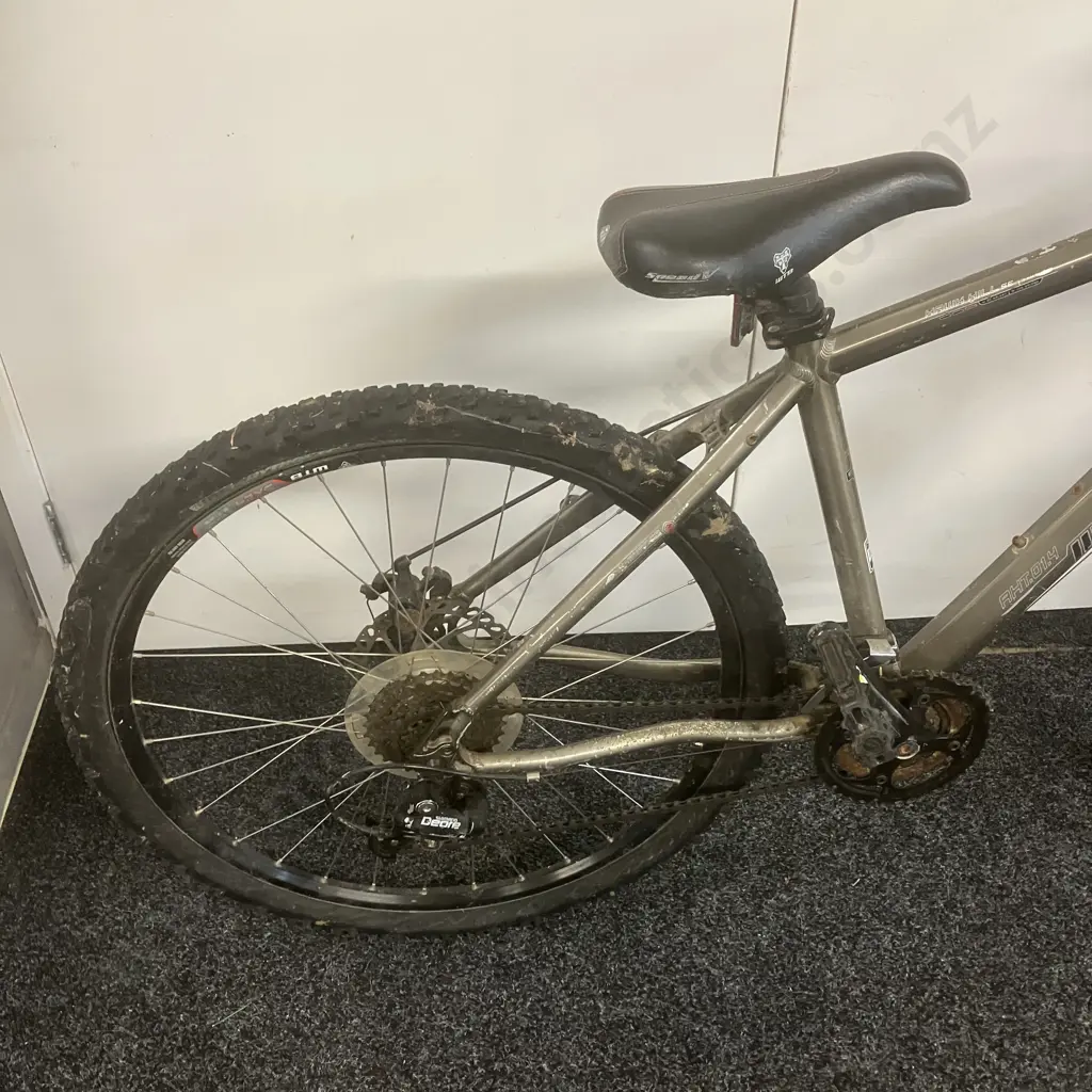 Marin Hawk Hill SE Bicycle Image 1++