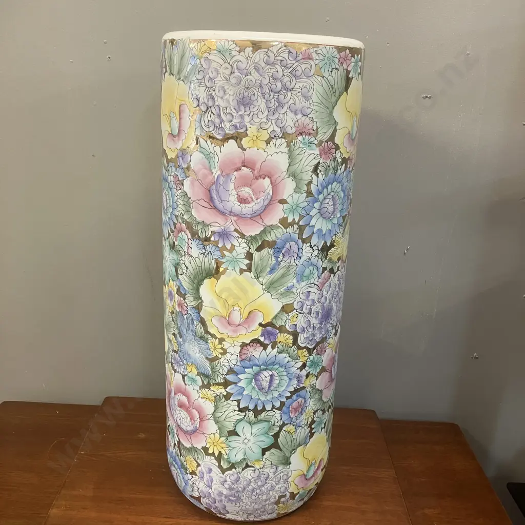 Chinese Chinoiserie Style Ceramic Umbrella Stand. 62 x 23.5cm Image 1++