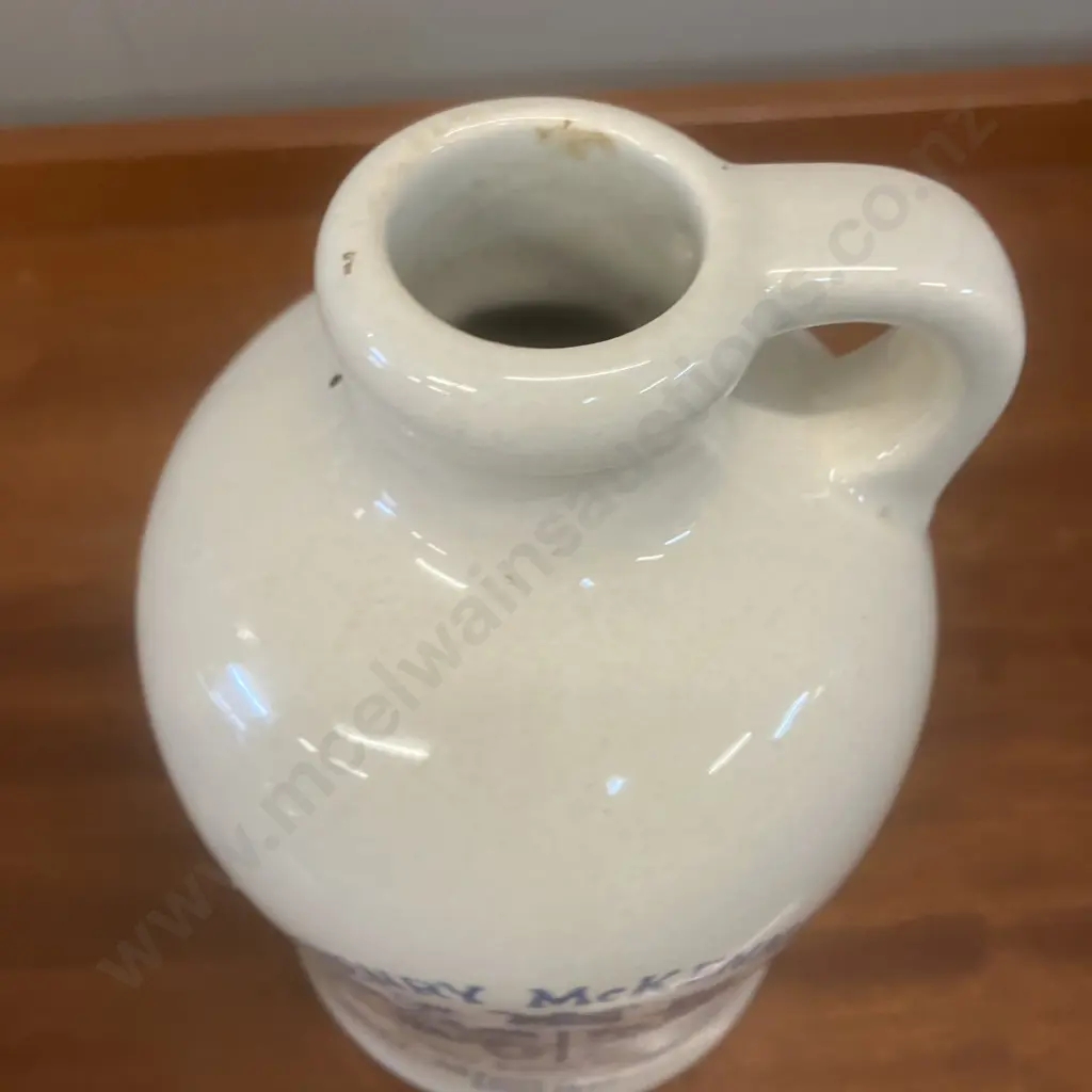 Vintage Henry McKenna 4/5 Quart Stoneware Sour Mash Bourbon Whiskey Decanter With Pour Spout Image 1++