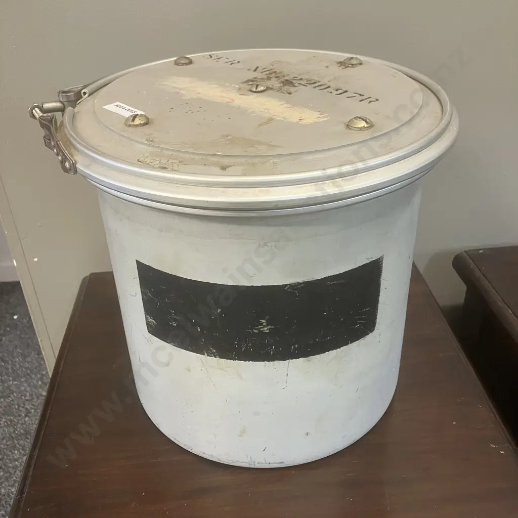 Camera Nose Off A Seacat Surface To Air (SAM) Missile - Leander Class Frigate New Zealand Image 1++