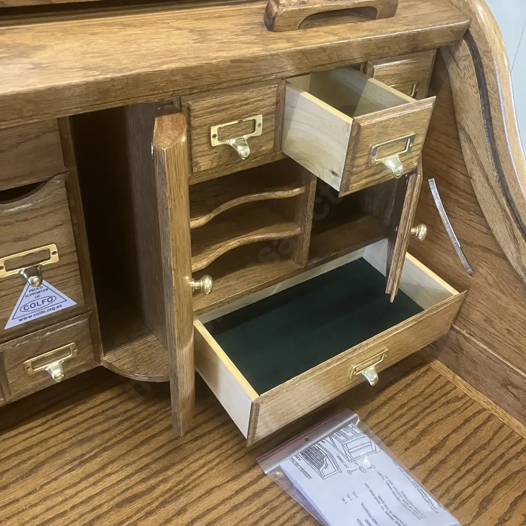 Stunning Oak Rolltop Secretaire Kneehole Desk, 21 Drawers, Brass Handles, 2 x Pull Out Slides, 3 Doors Image 1++