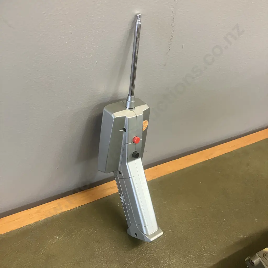 Heng Long 1/24 Scale RTR Full Function M1M2 Abrams RC Tank Image 1++