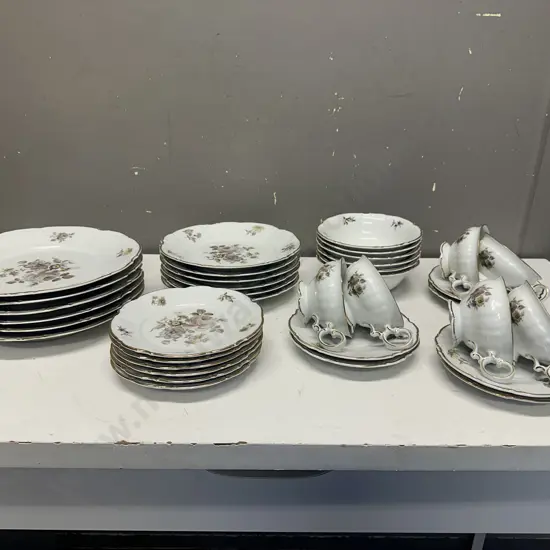 Hutschenreuther Six Place Dinner Set Sylvia Porcelain Pattern with Empire Rose Engravings