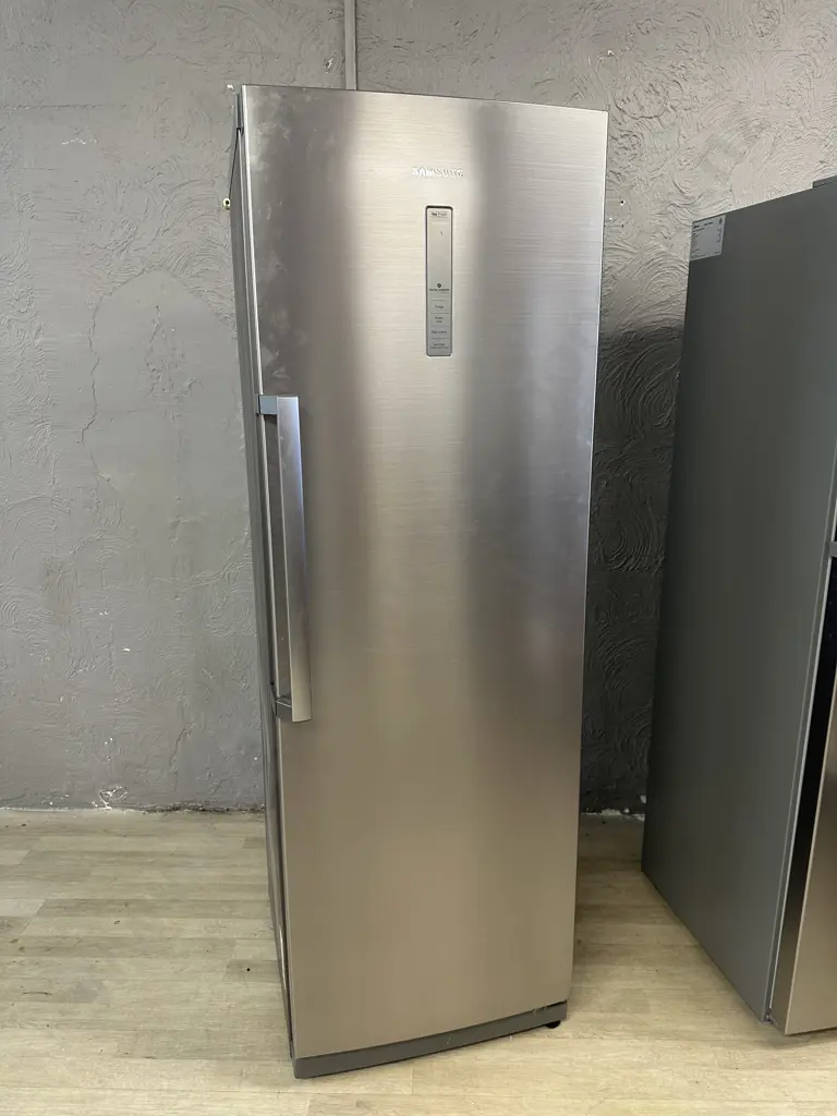 Samsung 361L Single Door Vertical Fridge - SRP361RS Image 1++