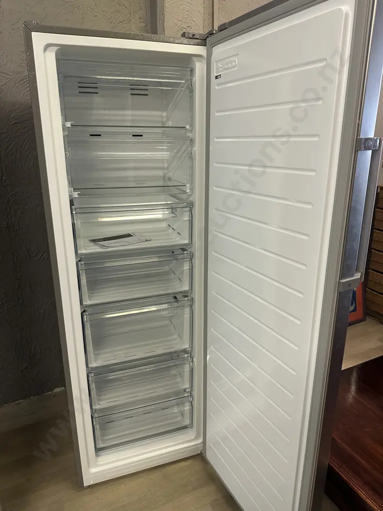 Midea 238L Upright Fridge / Freezer Dual Model - MERU333FGF02AP With User Manual (Approx 10 Months Old) Image 1++