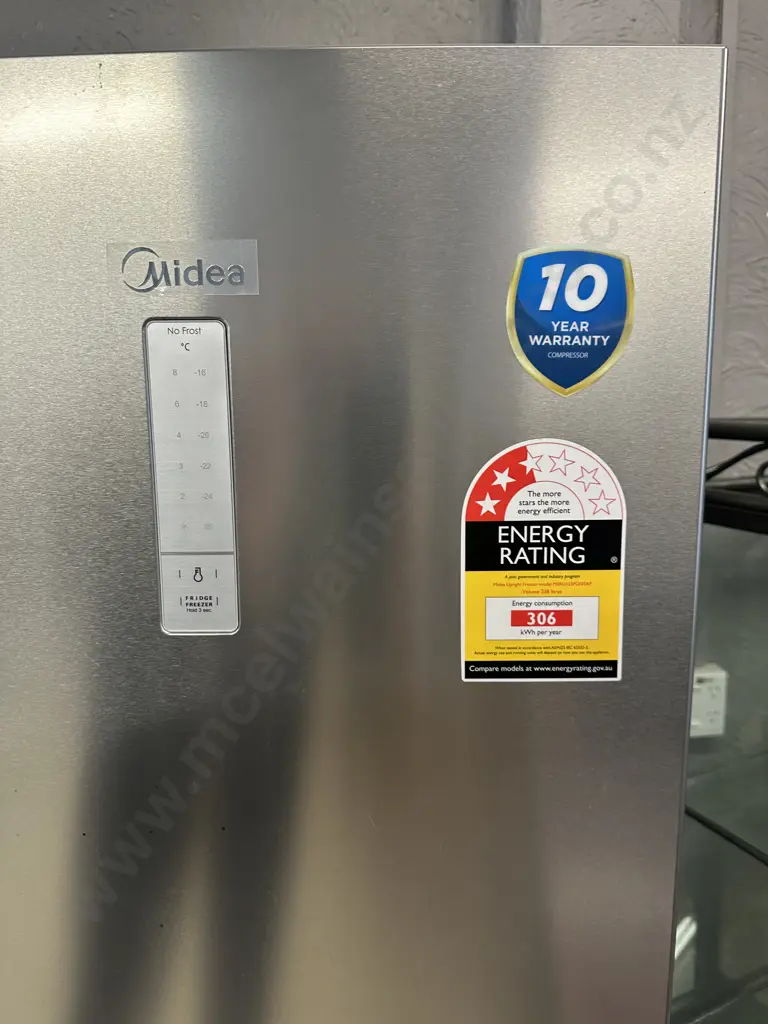 Midea 238L Upright Fridge / Freezer Dual Model - MERU333FGF02AP With User Manual (Approx 10 Months Old) Image 1++
