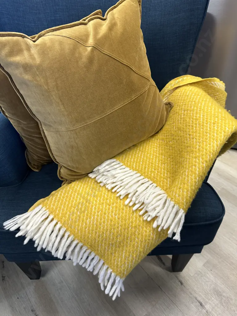 Gold & Cream Coloured Throw With Square Designer Cushions Image 1++