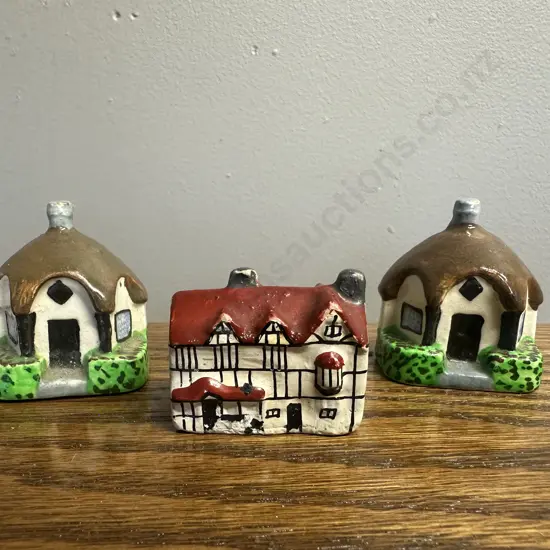 Pair Of Miniature English Lyme Regis Umbrella Cottages & Miniature Model Shakespeares House 