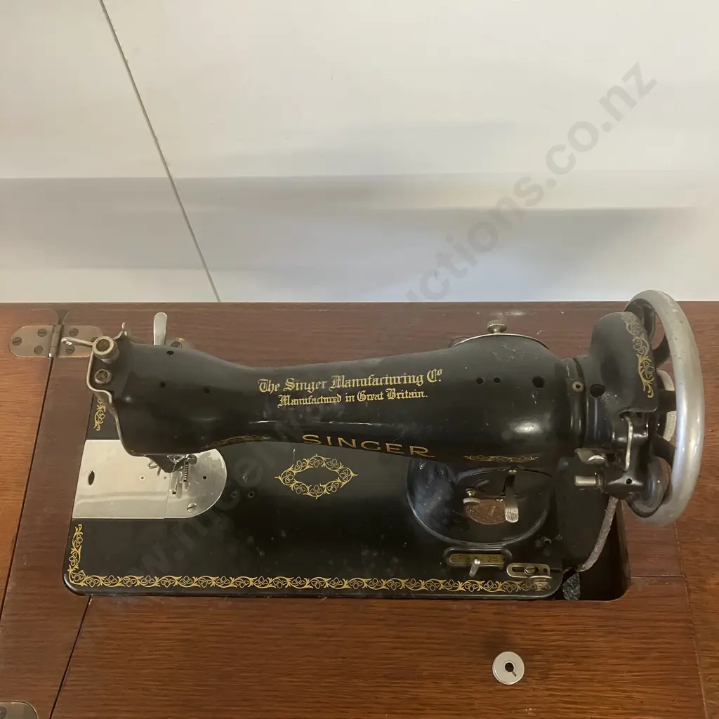 1949 Singer Model No 15K88 Treadle Sewing Machine With Manual & Accessories, #EF338259 - Kilbowie, Clydebank, Scotland Image 1++