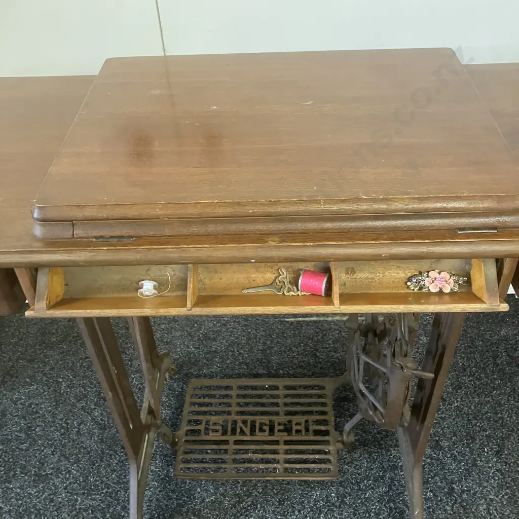 1949 Singer Model No 15K88 Treadle Sewing Machine With Manual & Accessories, #EF338259 - Kilbowie, Clydebank, Scotland Image 1++