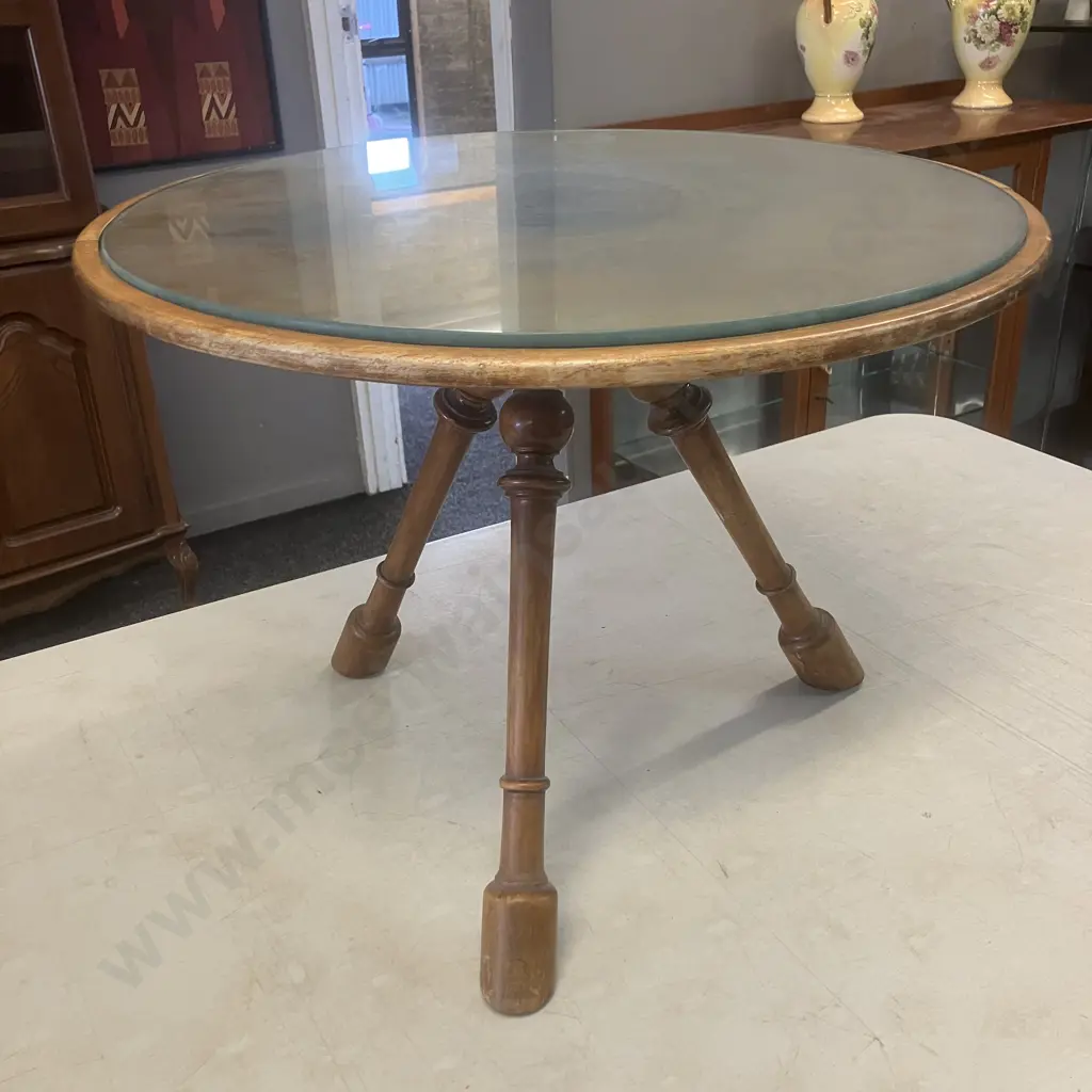 Antique Tri-Leg Occasional Table With Glass Top (As Found) 37 x 50cm Image 1++