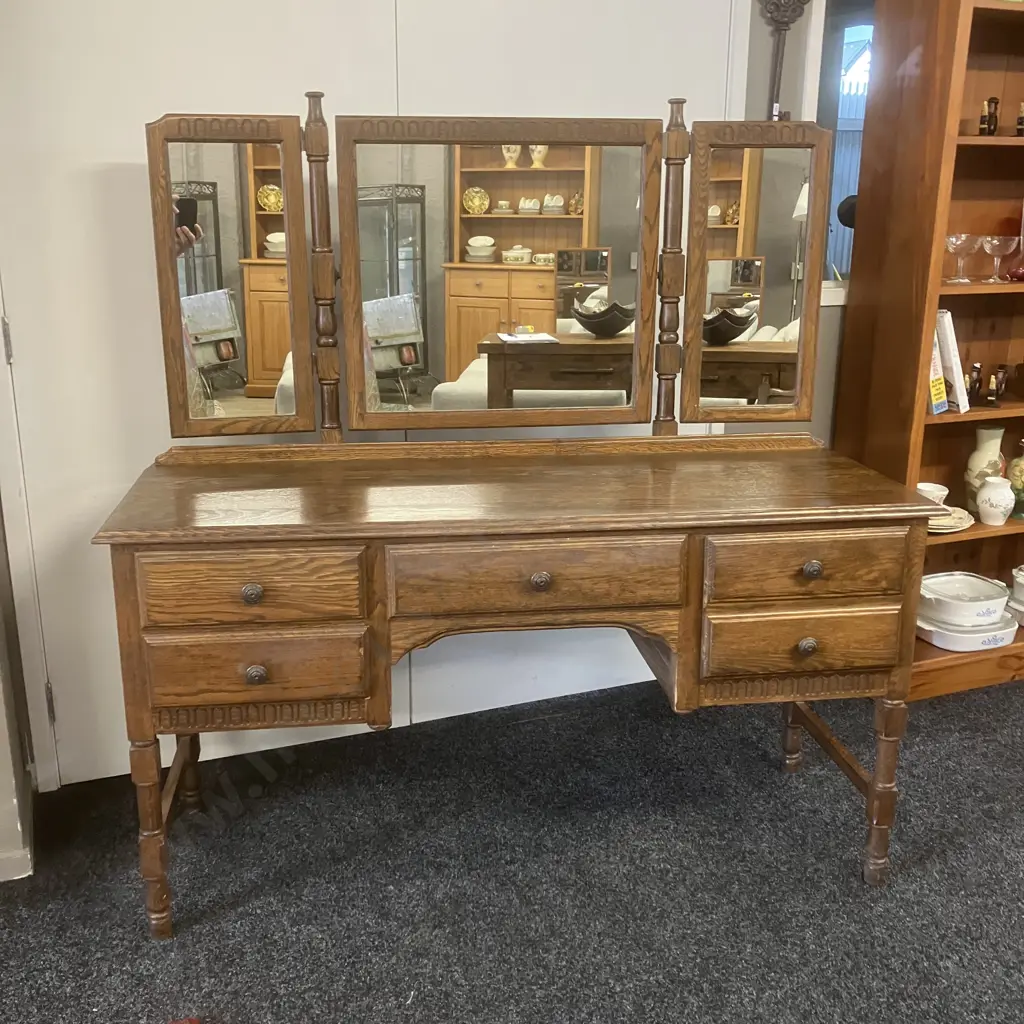 Vintage Solid Oak 4 Drawer Kneehole Dressing Table With Pivoting Tri-mirrors And Stool. H146 W145 D50cm Image 1++