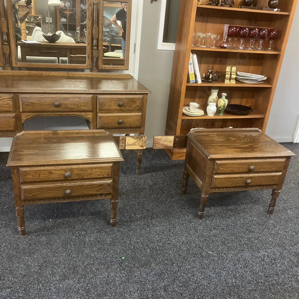 Vintage Solid Oak Panelled 152cm Headboard With Attached Two Drawer Bedside Cabinets. Image 1++