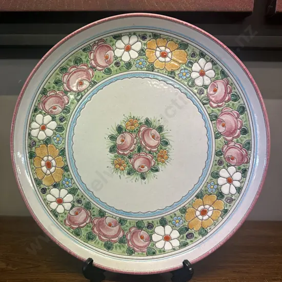 Round Ceramic Plate Floral Detail Dia36cm.