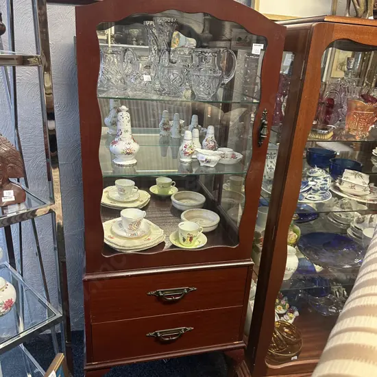 Mahogany Dome Top China Display Cabinet, 2 Glass Shelves, Mirror Backed. H142 W59 D40cm