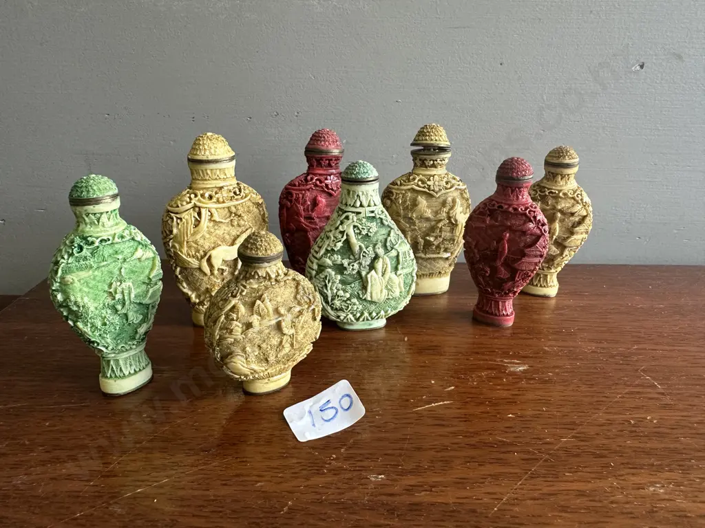 Assorted Snuff Bottles Image 1++