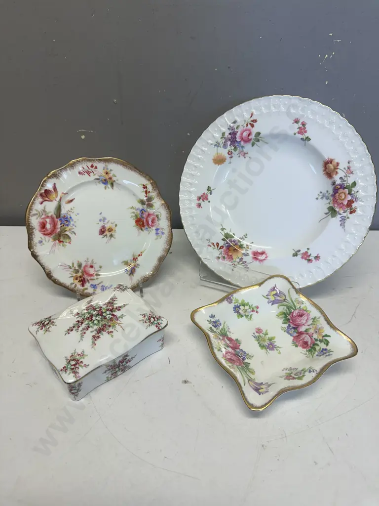 China Items Including Royal Crown Derby, Hammersley Etc Image 1++