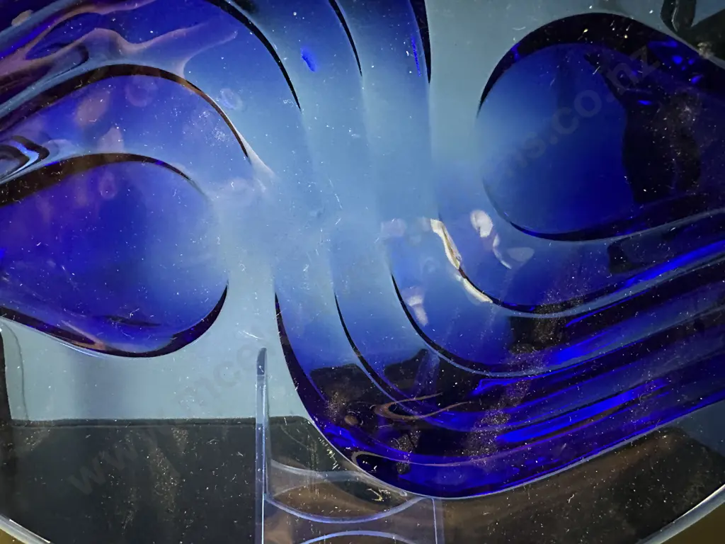 Vintage Luminarc Glass Colbalt Blue Bowl Made In France. Image 1++