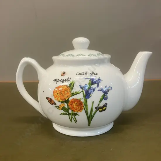Hampton & Mason Dutch Iris Teapot