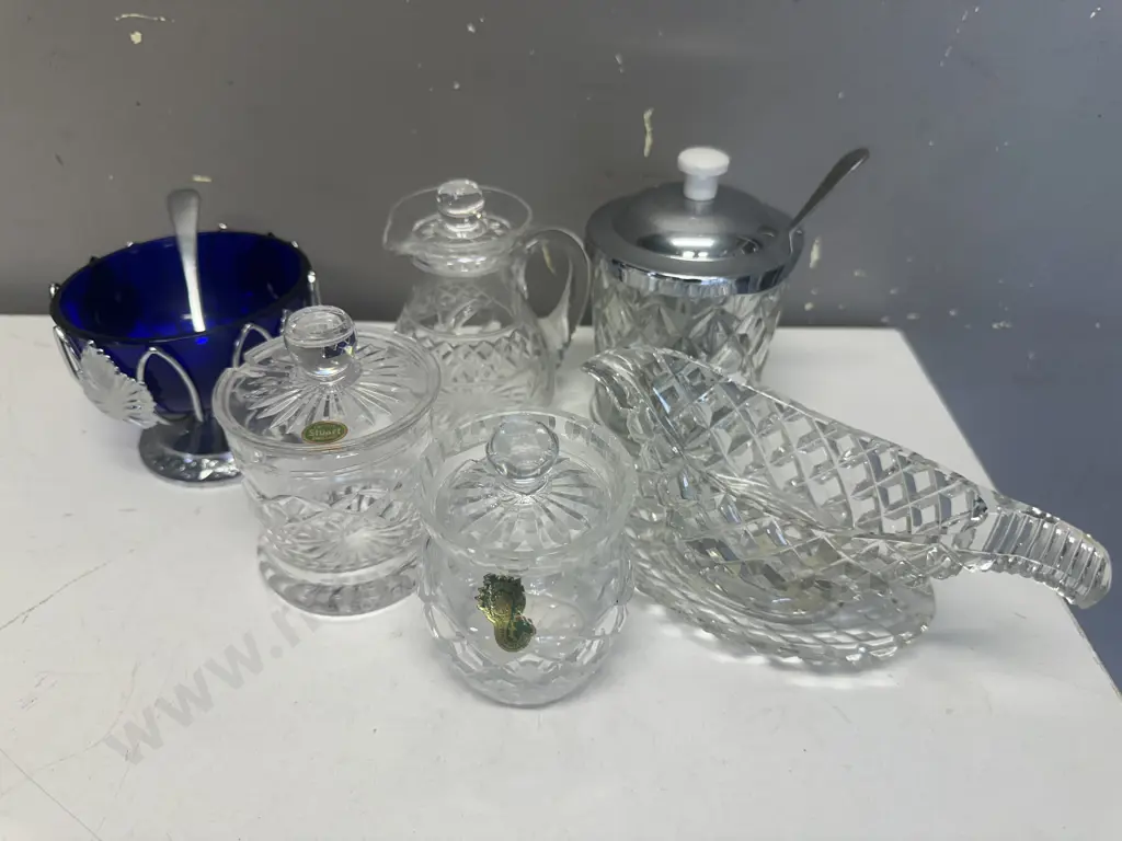 Selection of Vintage Crystal Items Including Stuart, Waterford Etc Image 1++