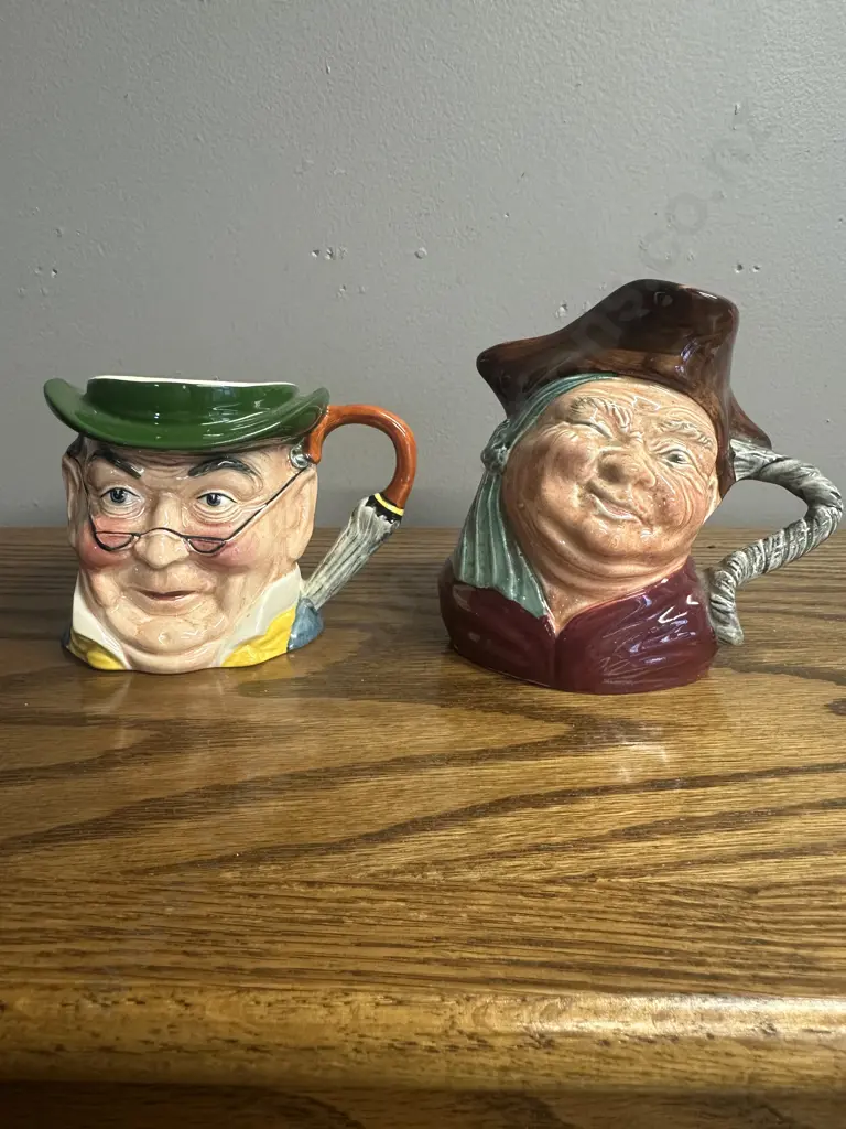 Vintage Toby Jugs Including Mr Pickwick Etc Image 1++