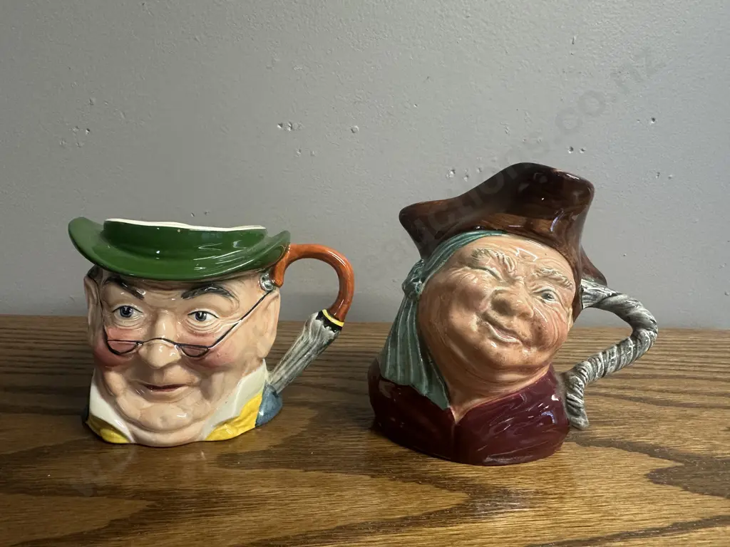 Vintage Toby Jugs Including Mr Pickwick Etc Image 1++