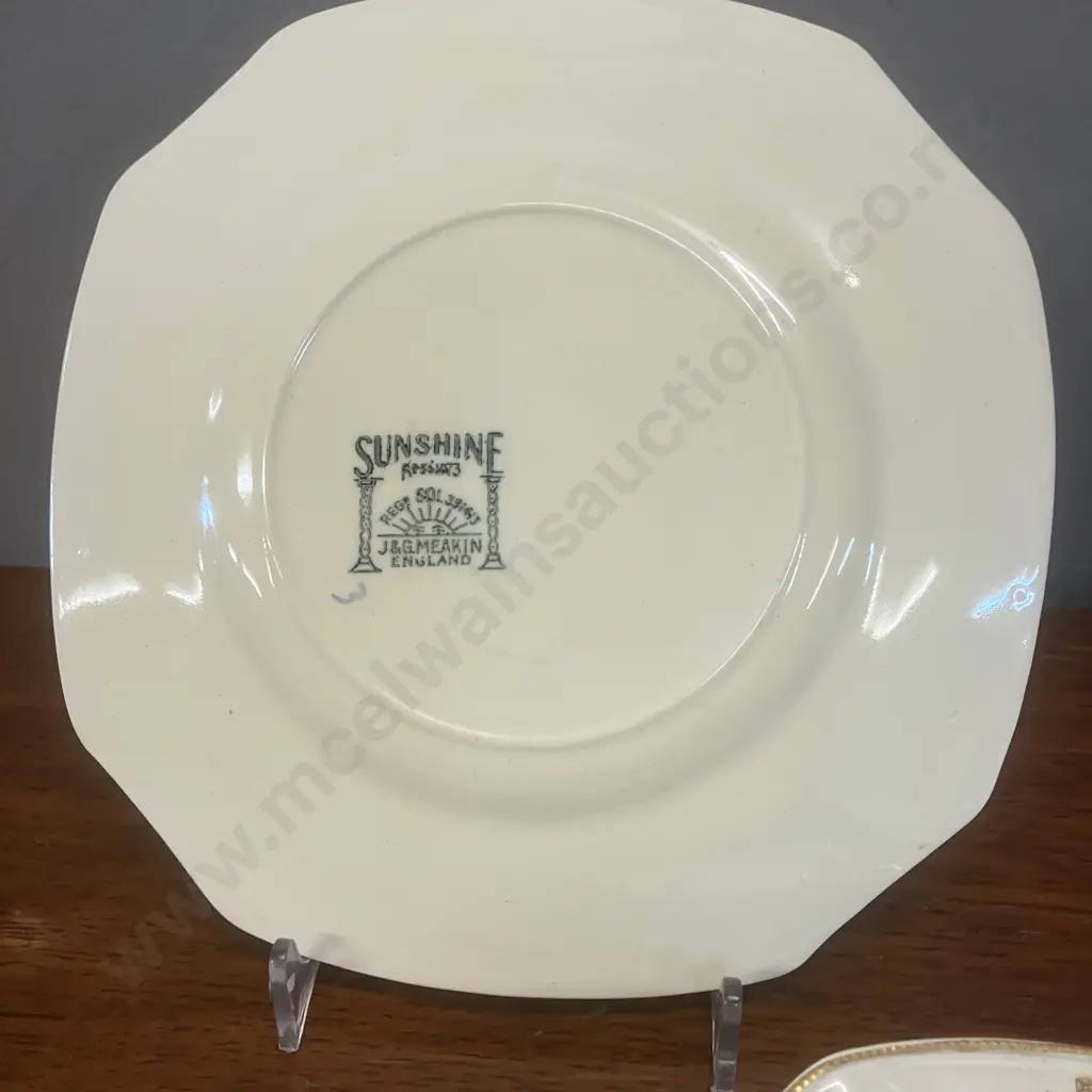 Sunshine Meakin Souvenir Queen Elizabeth ll Coronation Teacup, Saucer & Plate Trio Image 1++