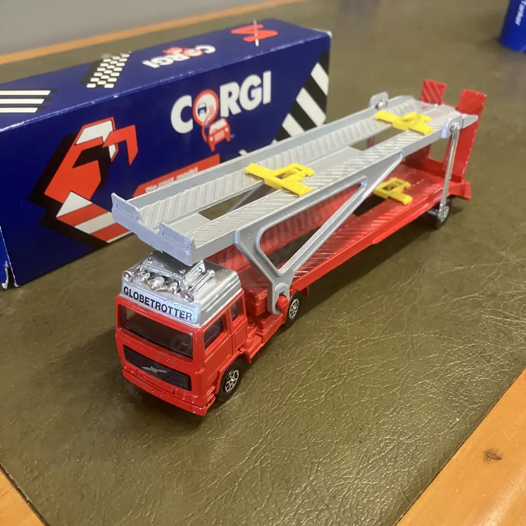 Corgi Model Trucks - 'MARS' Container Truck, Car Transporter, BP Tanker, 1990's With Boxes Made In Great Britain Image 1++