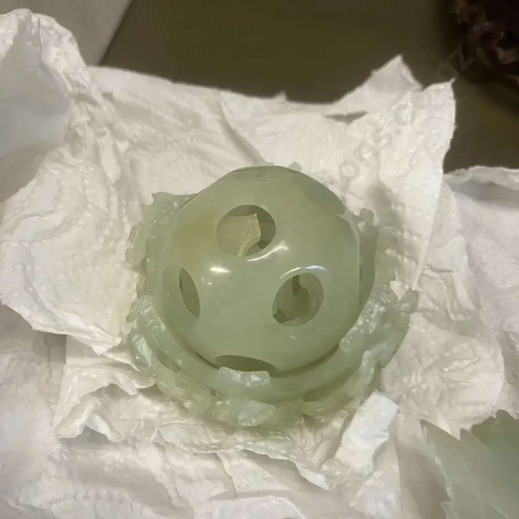 Vintage Chinese Hand Carved Jade Phoenix Peony Sculpture With Carved Stand (Damaged) Image 1++