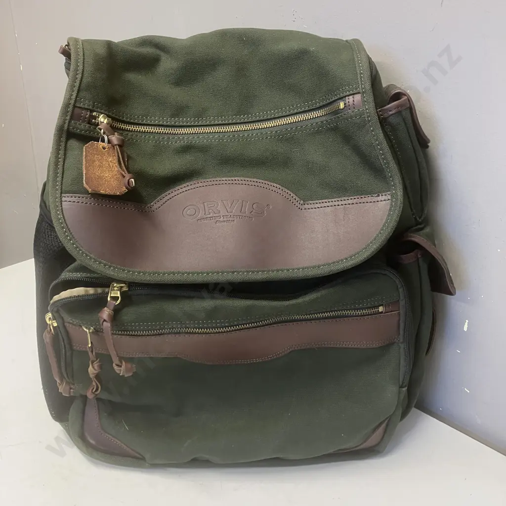 Orvis Battenkill Businessman's Backpack - Green Canvas & Leather Image 1++