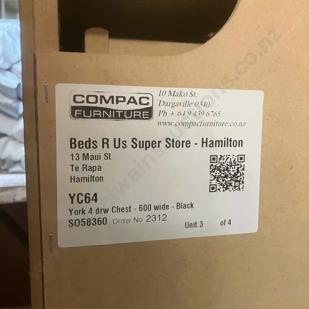 York 4 Drawer Chest, 6 Drawer Lowboy, 1 Drawer Bedside & 103.5 x 144.5cm Headboard In Black Image 1++