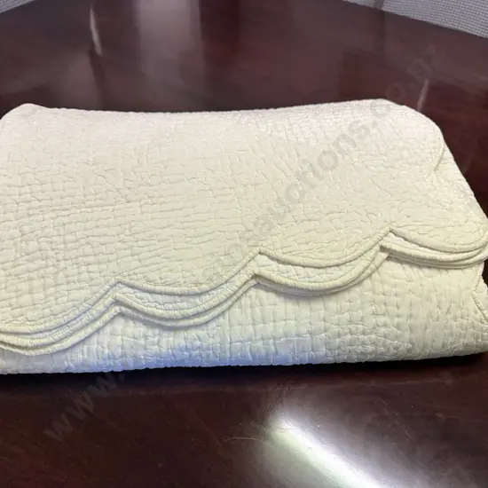 Cream Queen Size Silk Mix Bedspread/Coverlet