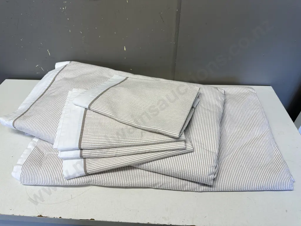 Camel & Cream Striped Duvet Covers & Pillow Slips King & Queen Size Image 1++