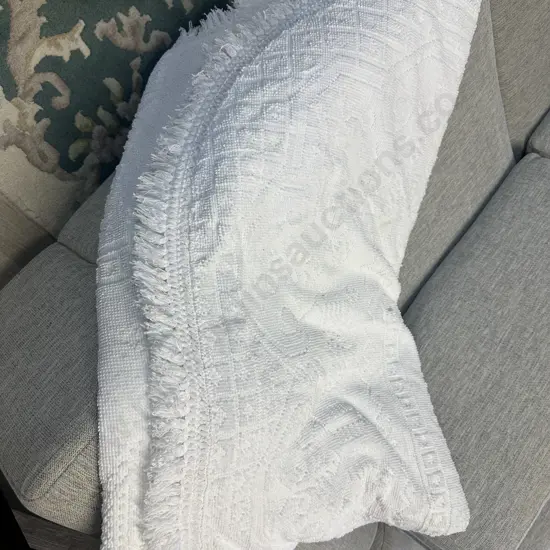 Fieldcrest 100% Cotton White Bedspread