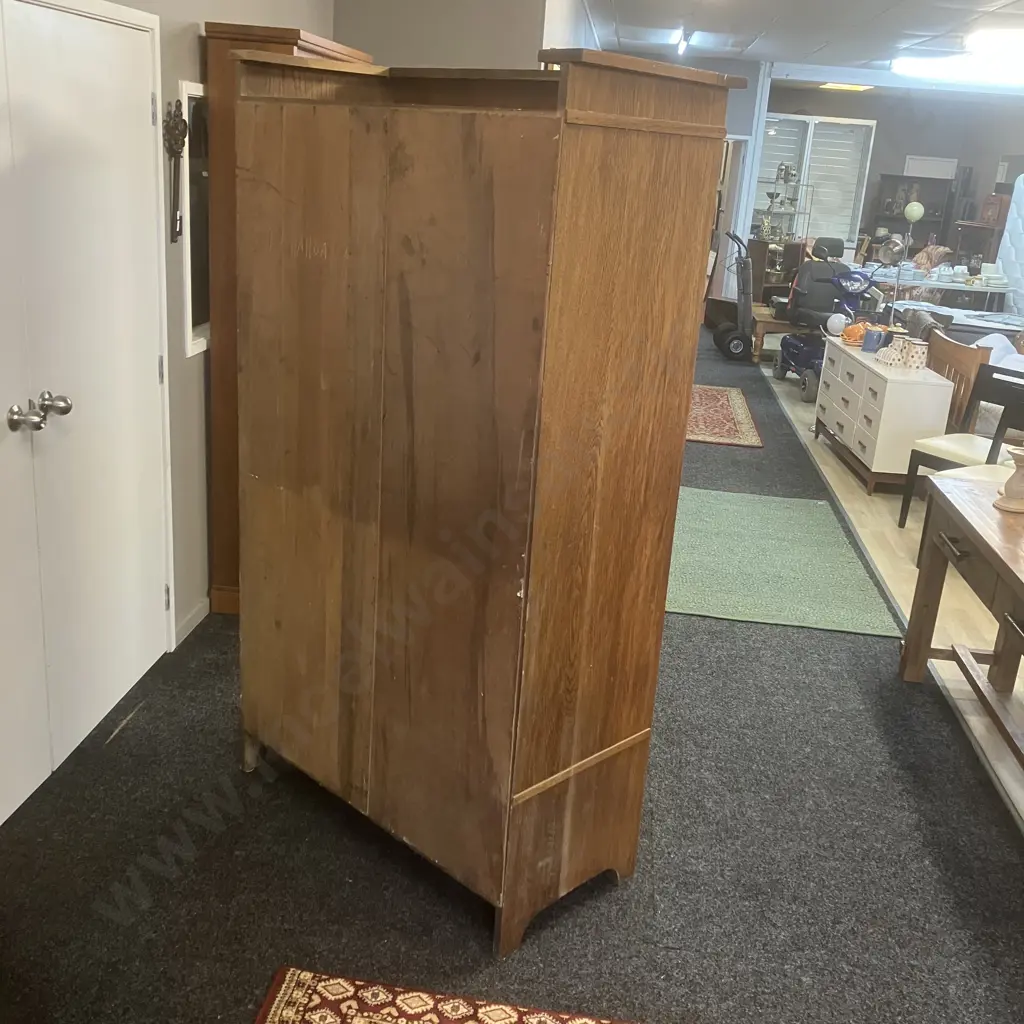 Vintage Oak Freestanding Wardrobe, Oval Inset Bevelled Mirror And Curved Leadlight, With Key. H193 W112 D52cm Image 1++